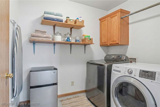 507 W Folsom Boulevard, Pocola, OK 74902