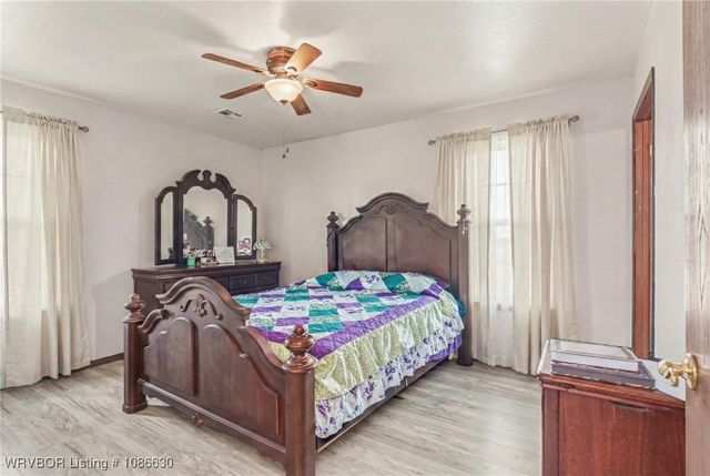 507 W Folsom Boulevard, Pocola, OK 74902