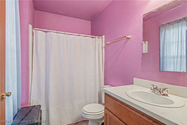 507 W Folsom Boulevard, Pocola, OK 74902