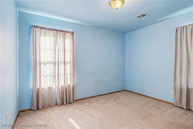 507 W Folsom Boulevard, Pocola, OK 74902