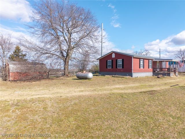 507 W Folsom Boulevard, Pocola, OK 74902