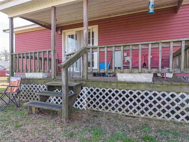 507 W Folsom Boulevard, Pocola, OK 74902