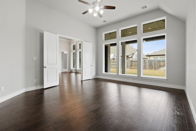 15411 Sunglow Haven Street, Conroe, TX 77302