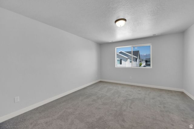 2316 W LYDIA LN, Syracuse, UT 84075