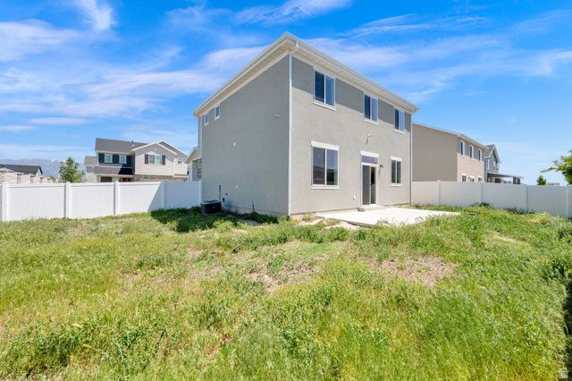 2316 W LYDIA LN, Syracuse, UT 84075