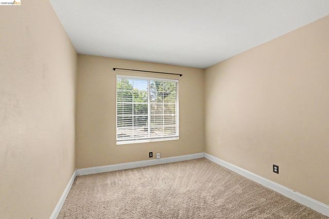 1806 Gardenia Ct, Antioch, CA 94531