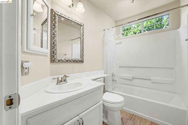 1806 Gardenia Ct, Antioch, CA 94531