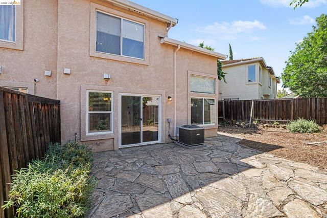 1806 Gardenia Ct, Antioch, CA 94531