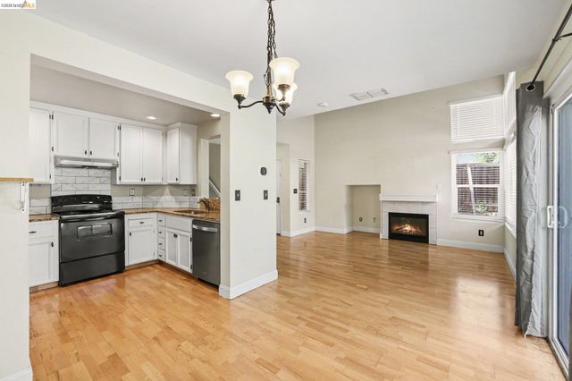 1806 Gardenia Ct, Antioch, CA 94531