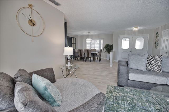 1702 KILRUSS DRIVE, Venice, FL 34292