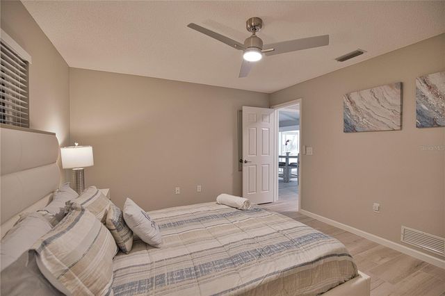 1702 KILRUSS DRIVE, Venice, FL 34292