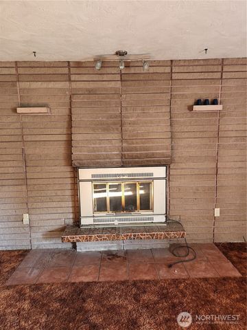 3303 Galvin Road, Centralia, WA 98531