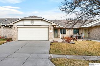 8420 Peregrine Court, Lincoln, NE 68505