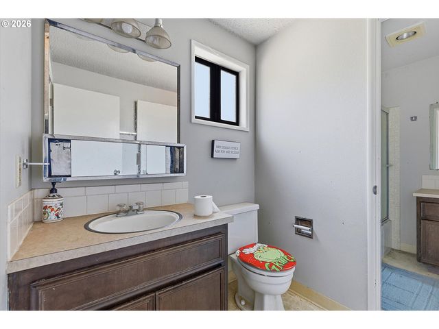 5783 Sw 204TH Pl, Beaverton, OR 97078