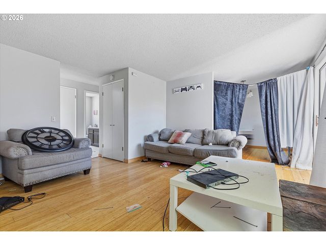 5783 Sw 204TH Pl, Beaverton, OR 97078