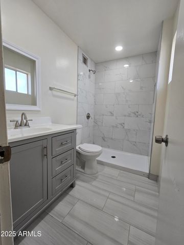 3207 W JOAN DE ARC Avenue, Phoenix, AZ 85029
