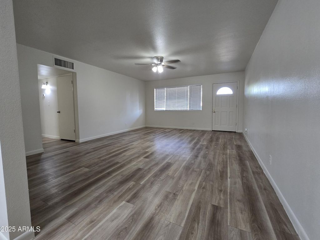 3207 W JOAN DE ARC Avenue, Phoenix, AZ 85029 — photo 5