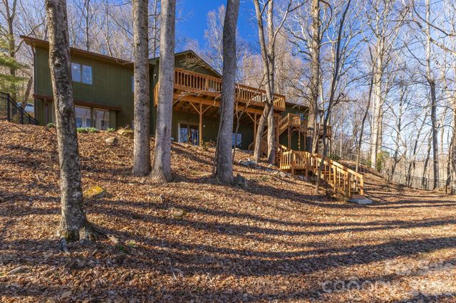 11 Poplar Drive, Mills River, NC 28759