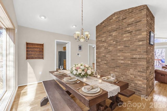 11 Poplar Drive, Mills River, NC 28759