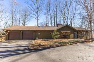 11 Poplar Drive, Mills River, NC 28759