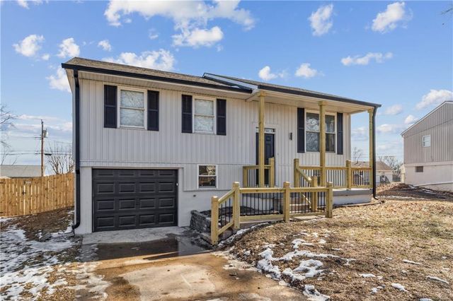 827 N Choctaw Avenue, Independence, MO 64056