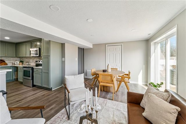 827 N Choctaw Avenue, Independence, MO 64056