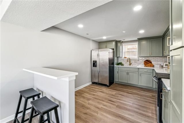 827 N Choctaw Avenue, Independence, MO 64056