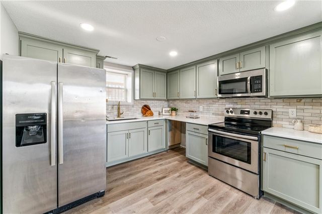 827 N Choctaw Avenue, Independence, MO 64056