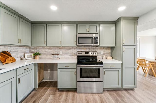 827 N Choctaw Avenue, Independence, MO 64056