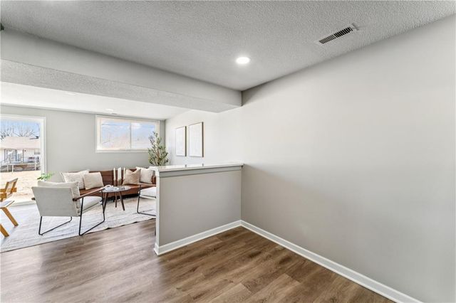 827 N Choctaw Avenue, Independence, MO 64056