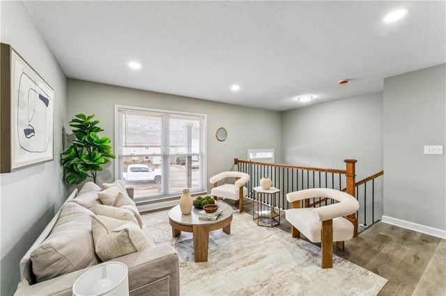 827 N Choctaw Avenue, Independence, MO 64056