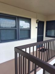 4693 E LUCERNE LAKES Boulevard E 202, Lake Worth, FL 33467