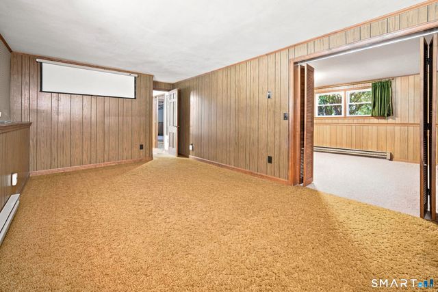 4 Apple Tree Lane, Farmington, CT 06032