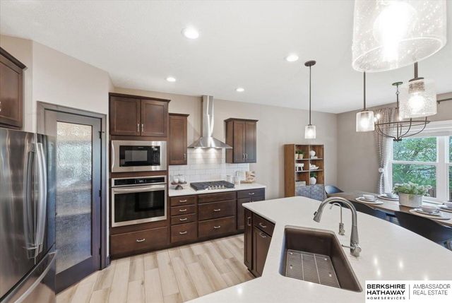 20878 Camelback Avenue, Gretna, NE 68028