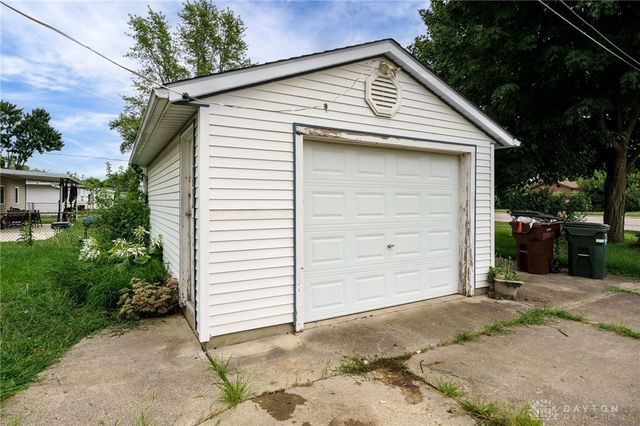 1173 Stewart Avenue, Xenia, OH 45385