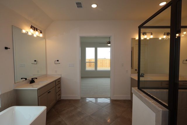 19714 Centennial Park Lane, Cypress, TX 77433