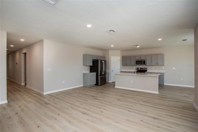 5390 SAN PIETRO DRIVE, Winter Haven, FL 33884