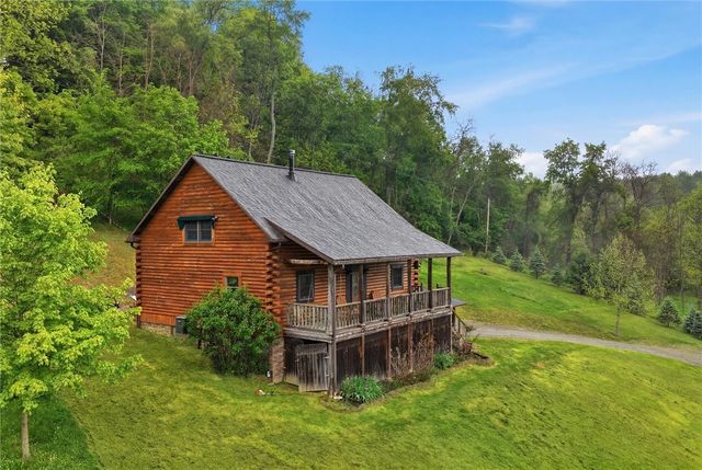 527 Little Creek Rd, Amwell, PA 15311