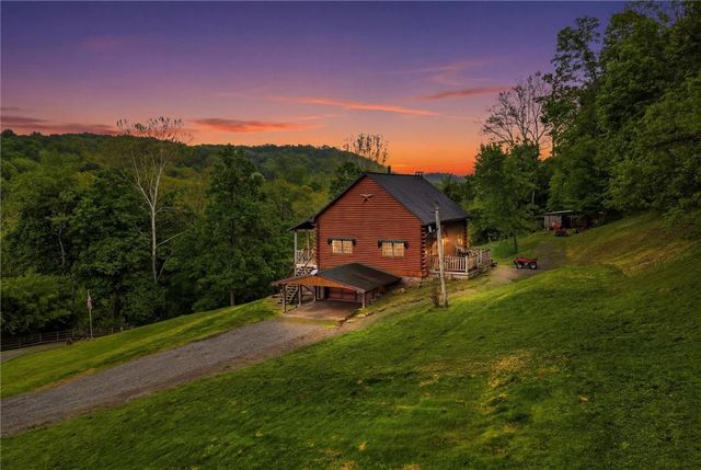 527 Little Creek Rd, Amwell, PA 15311