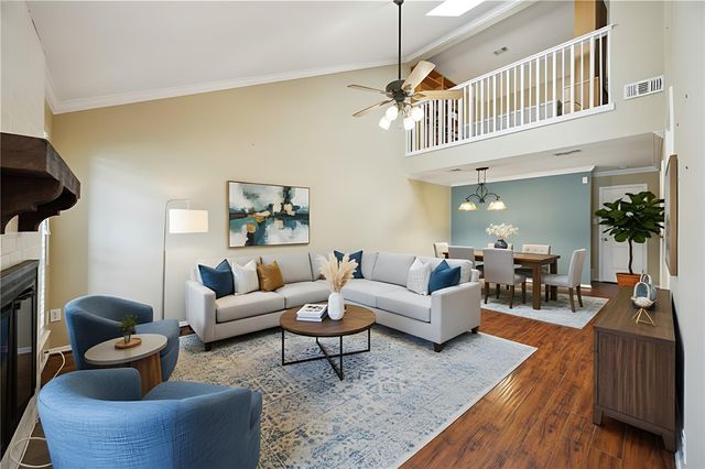 13882 Hollowgreen Drive 810, Houston, TX 77082