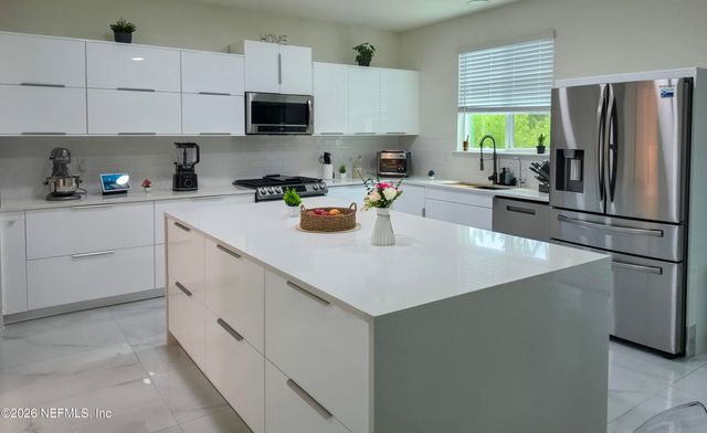 11605 PACIFIC DOGWOOD Court, Jacksonville, FL 32256