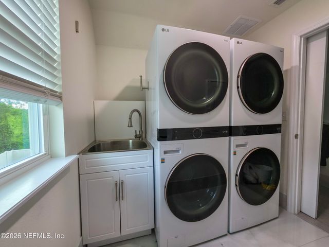 11605 PACIFIC DOGWOOD Court, Jacksonville, FL 32256