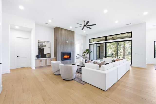 23796 Landon Evan Ln, Auburn, CA 95602