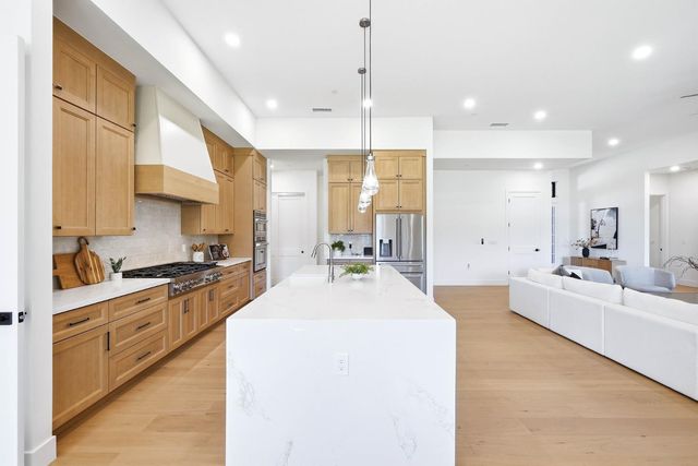 23796 Landon Evan Ln, Auburn, CA 95602