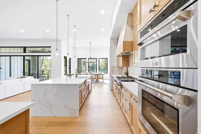 23796 Landon Evan Ln, Auburn, CA 95602