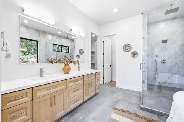 23796 Landon Evan Ln, Auburn, CA 95602