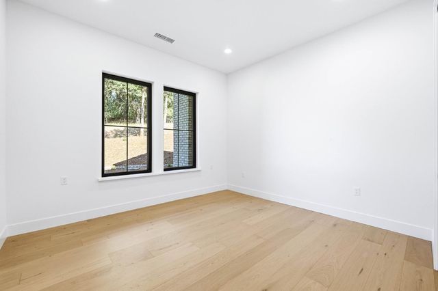 23796 Landon Evan Ln, Auburn, CA 95602