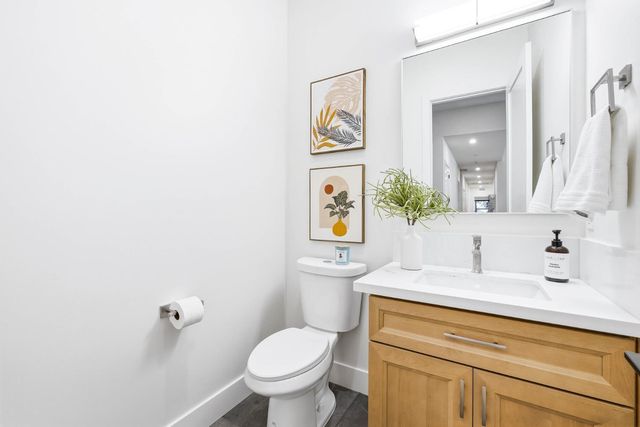 23796 Landon Evan Ln, Auburn, CA 95602