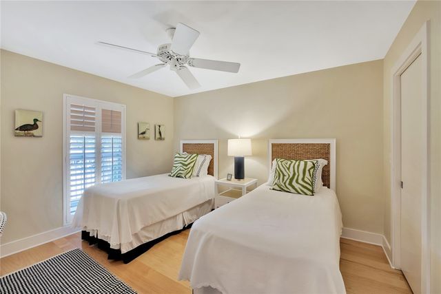 600 Riomar Drive 16, Vero Beach, FL 32963