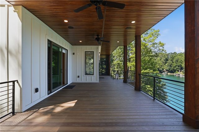 305 Harbor Drive, Seneca, SC 29678
